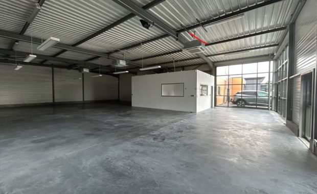 Local d’activité récent de 280 m² à TRUYES