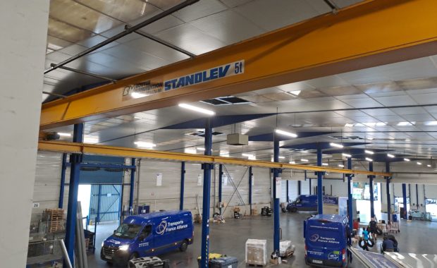 Bâtiment Industriel 2 700 m²